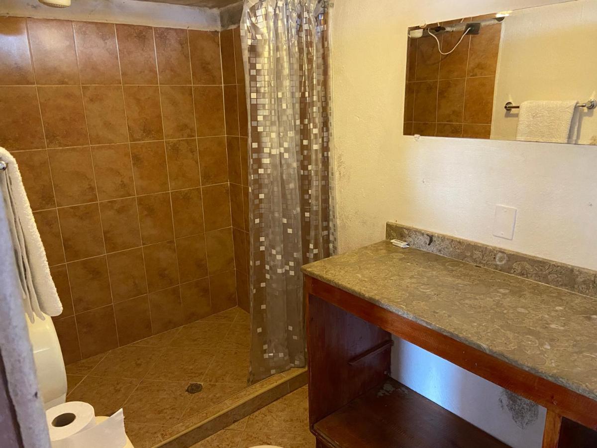 Hostal Hollywood Inn 里奥内格罗 外观 照片